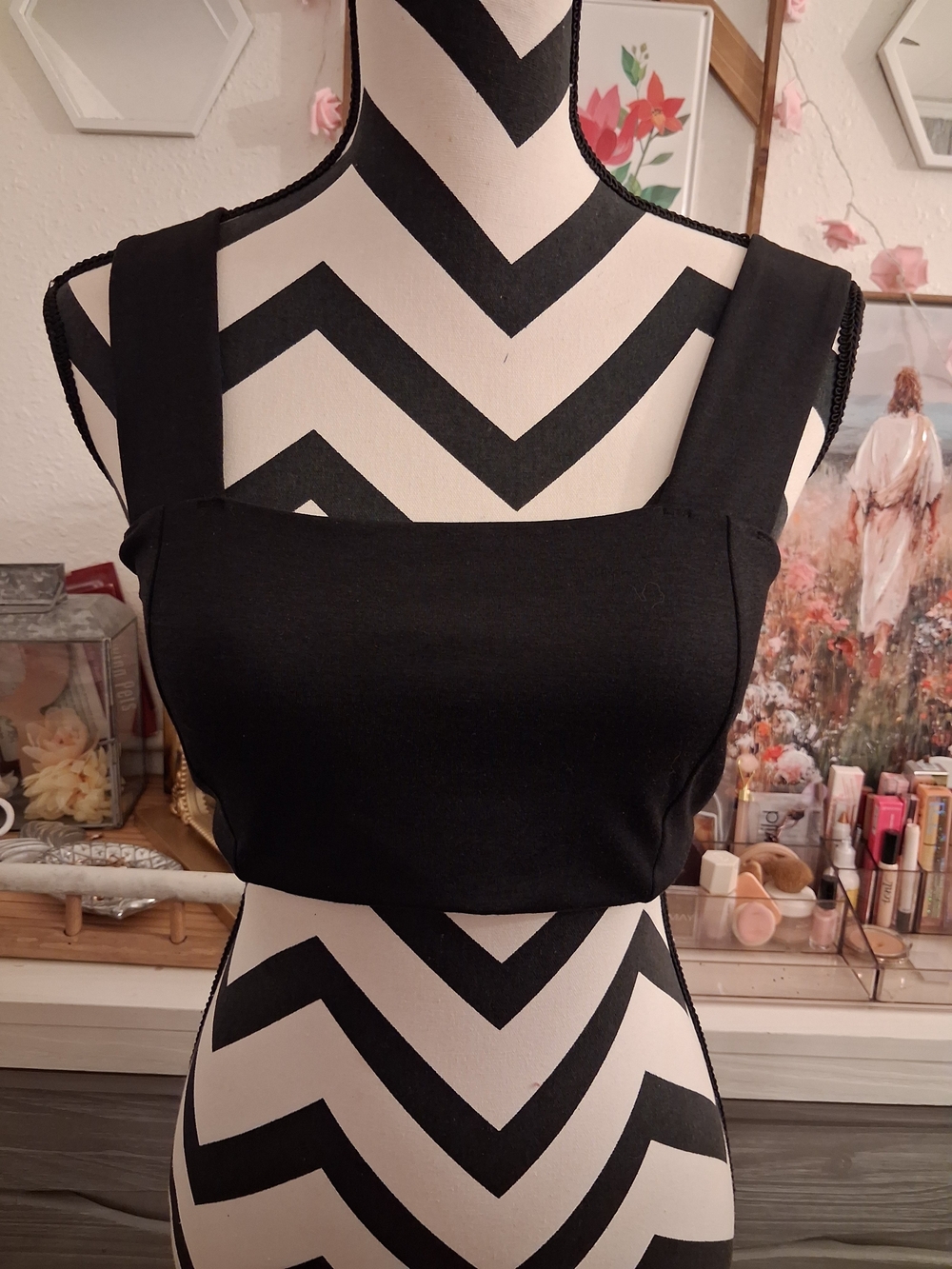 Old Navy Square-Neck Ultra Cropped Tank Top - Black
